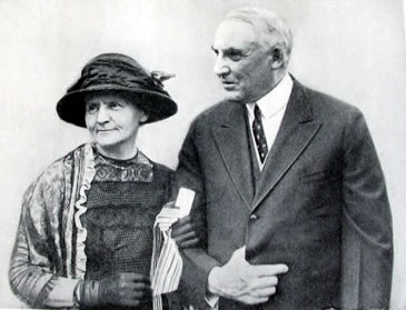 Marie Curie and President Harding, 1921